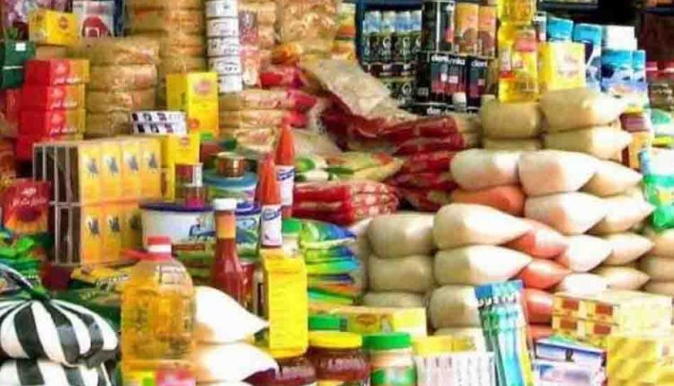 RESIDENTS OF KHAROUTM PANIC BUYING COMMODITIES AS COVID-19 CASES INCREASE