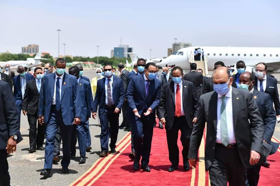 EGYPTIAN PM ARRIVES IN SUDAN HEADED HIGH LEVEL DELEGATION