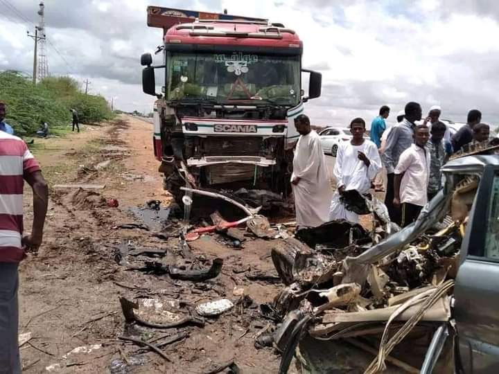 TRAFFIC ACCIDENT CLAIMS LIFE OF A FMILY ON KHARTOUM - MEDANI HIGHWAY